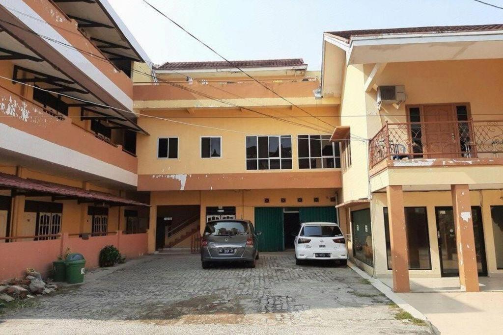 Oyo 2025 Wisma Musdalifa Palembang Luaran gambar